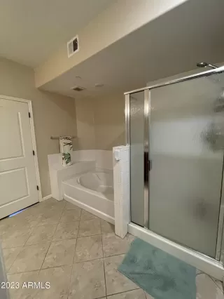 Photo #2: 6618708 Listing