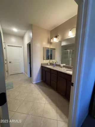 Photo #3: 6618708 Listing