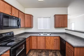 Photo #4: 6618783 Listing