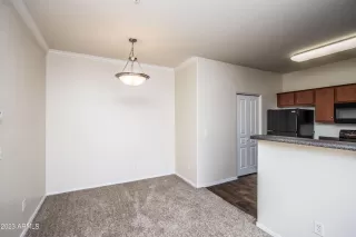 Photo #6: 6618783 Listing