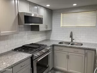 Photo #4: 6619278 Listing