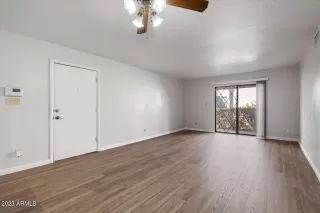 Photo #3: 6619638 Listing 