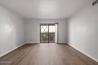 Photo #4: 6619638 Listing 