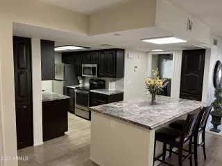 Photo #3: 6619723 Listing