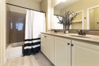Photo #3: 6619730 Listing
