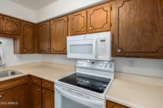 Photo #4: 6619971 Listing