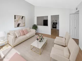 Photo #1: 6620042 Listing 