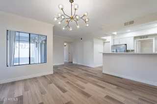 Photo #4: 6620170 Listing