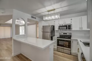 Photo #2: 6620304 Listing