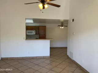 Photo #4: 6620822 Listing