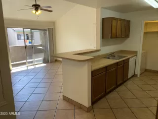 Photo #6: 6620822 Listing