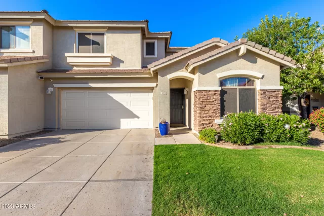 MLS: 6621004 Condo For Sale