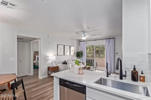 MLS: 6621184 Condo For Sale