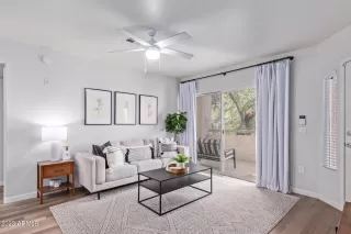 Photo #3: 6621184 Listing