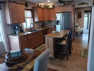 Photo #6: 6621776 Listing