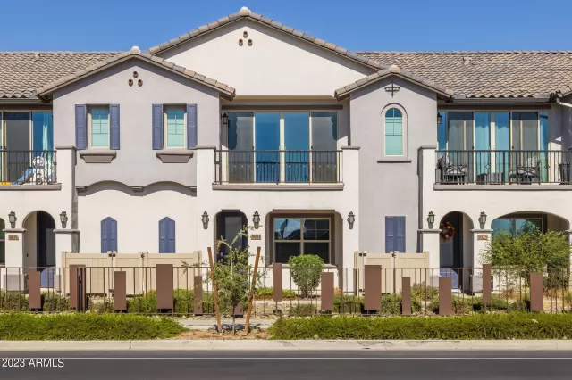 MLS: 6621889 Condo For Sale