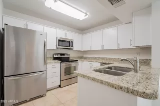 Photo #4: 6621928 Listing