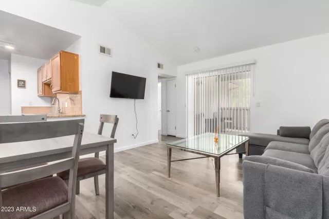 MLS: 6621940 Condo For Sale