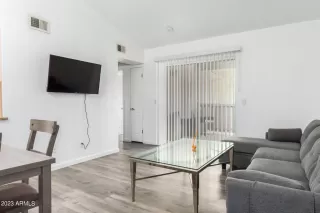 Photo #1: 6621940 Listing