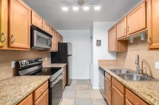 Photo #5: 6621940 Listing