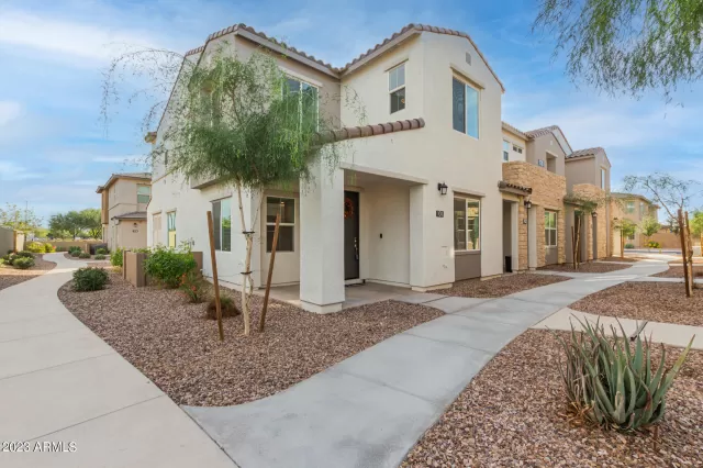 MLS: 6622218 Condo For Sale