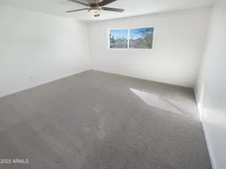 Photo #4: 6622407 Listing