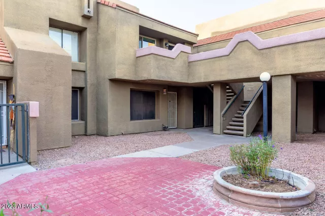 MLS: 6622564 Condo For Sale