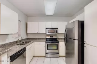 Photo #3: 6622784 Listing