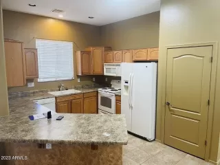 Photo #2: 6622903 Listing 