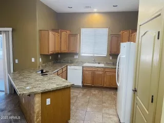 Photo #4: 6622903 Listing 