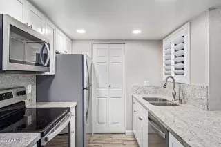 Photo #2: 6622933 Listing 