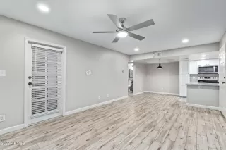 Photo #5: 6622933 Listing 