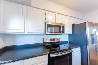 Photo #4: 6622953 Listing