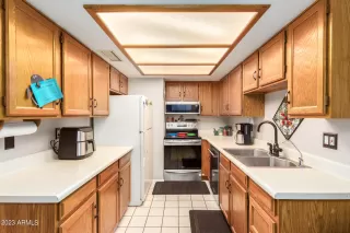 Photo #3: 6623196 Listing