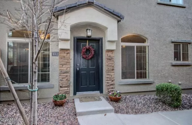 MLS: 6623290 Condo For Sale