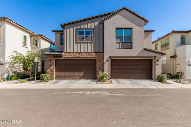 MLS: 6623376 Condo For Sale