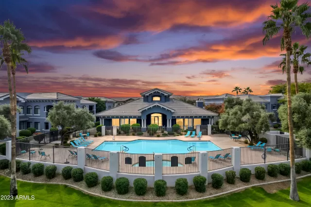 MLS: 6623642 Condo For Sale