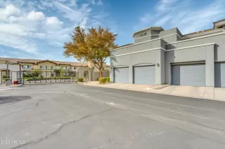 Photo #4: 6623642 Listing