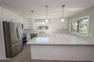 Photo #1: 6624045 Listing