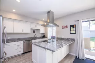 Photo #1: 6624272 Listing