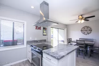 Photo #3: 6624272 Listing