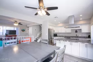 Photo #6: 6624272 Listing