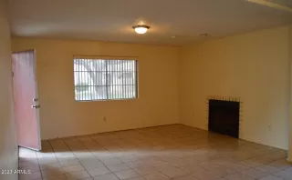 Photo #5: 6624347 Listing