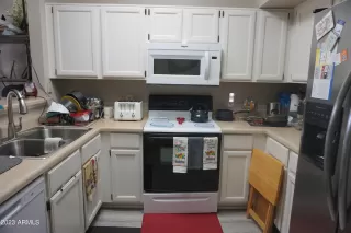 Photo #5: 6624697 Listing