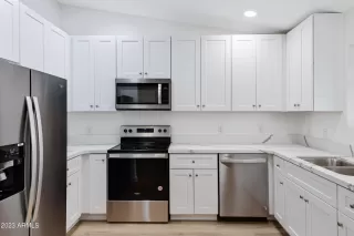 Photo #4: 6624871 Listing