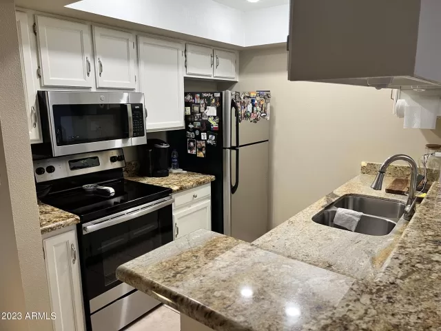 MLS: 6624911 Condo For Sale