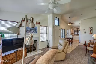 Photo #4: 6624950 Listing