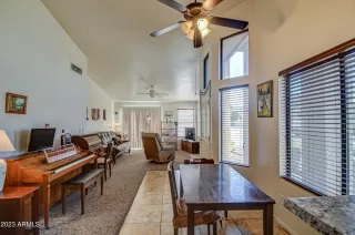 Photo #6: 6624950 Listing