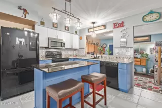 Photo #3: 6625245 Listing 