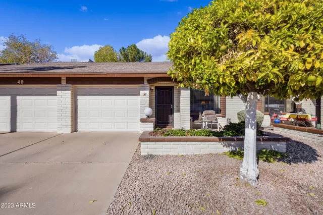 MLS: 6625557 Condo For Sale